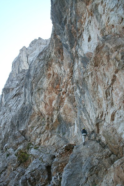 img00014.jpg